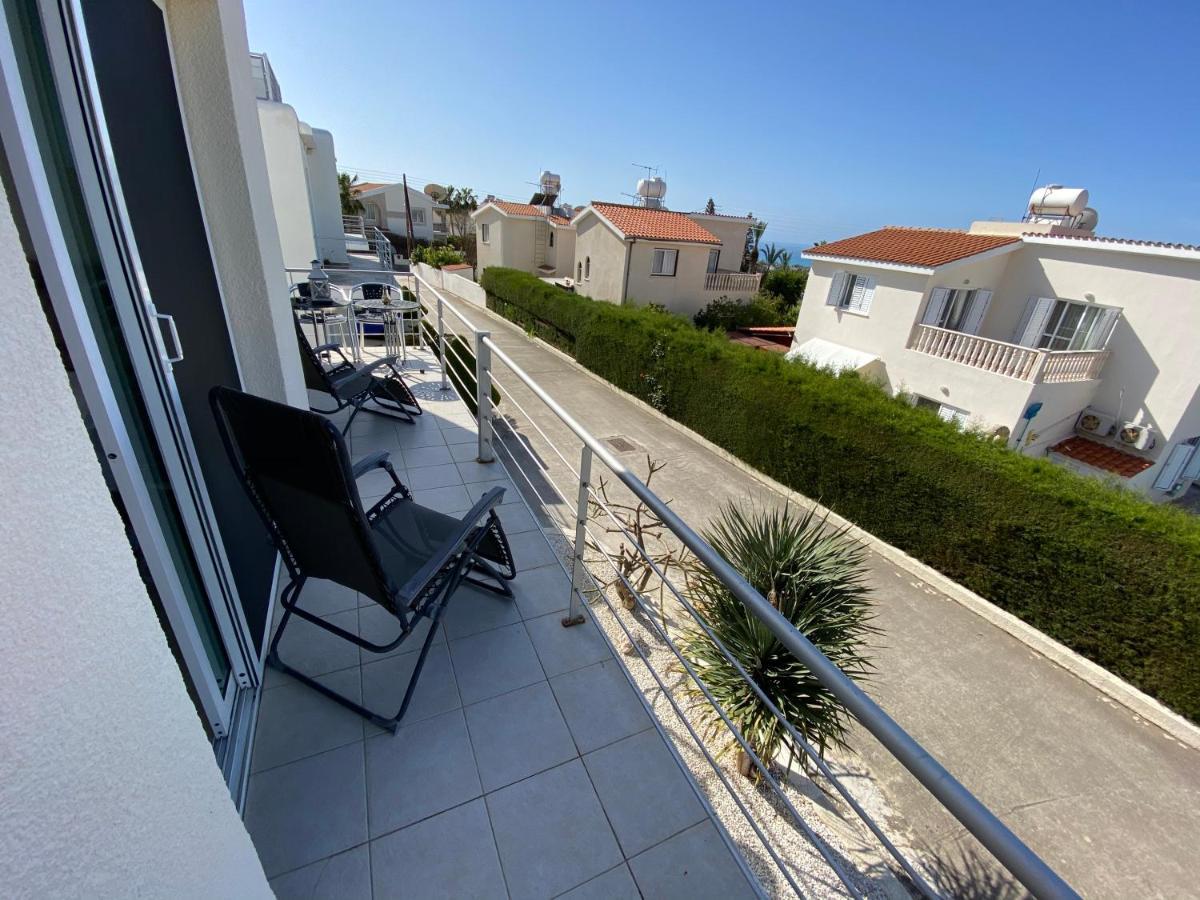 Roof Terrace & Sea View Entire Apartment Peyia Exterior photo