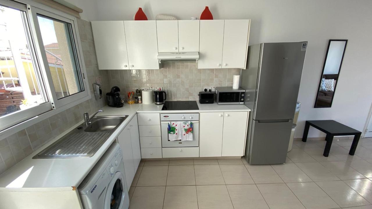 Roof Terrace & Sea View Entire Apartment Peyia Exterior photo