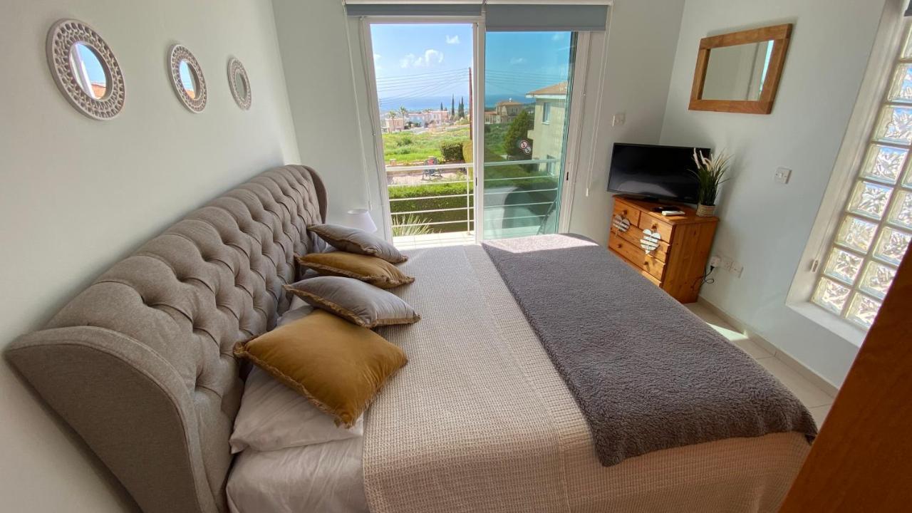 Roof Terrace & Sea View Entire Apartment Peyia Exterior photo