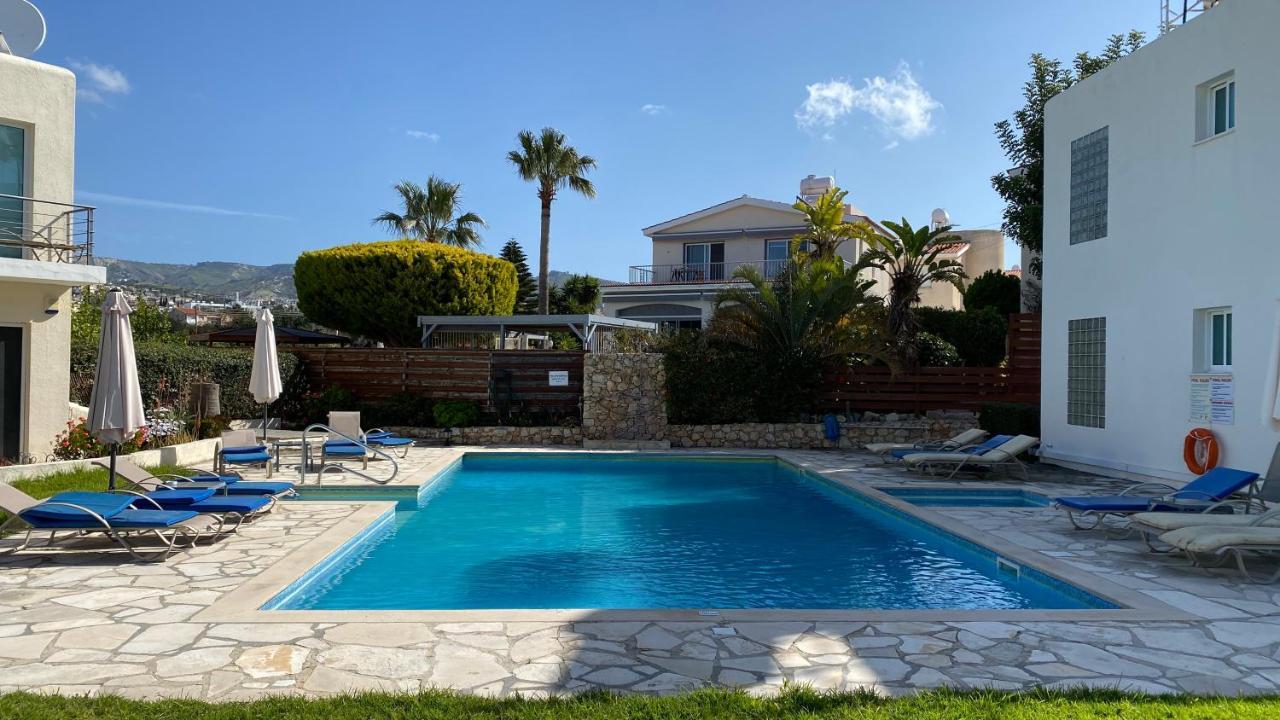 Roof Terrace & Sea View Entire Apartment Peyia Exterior photo