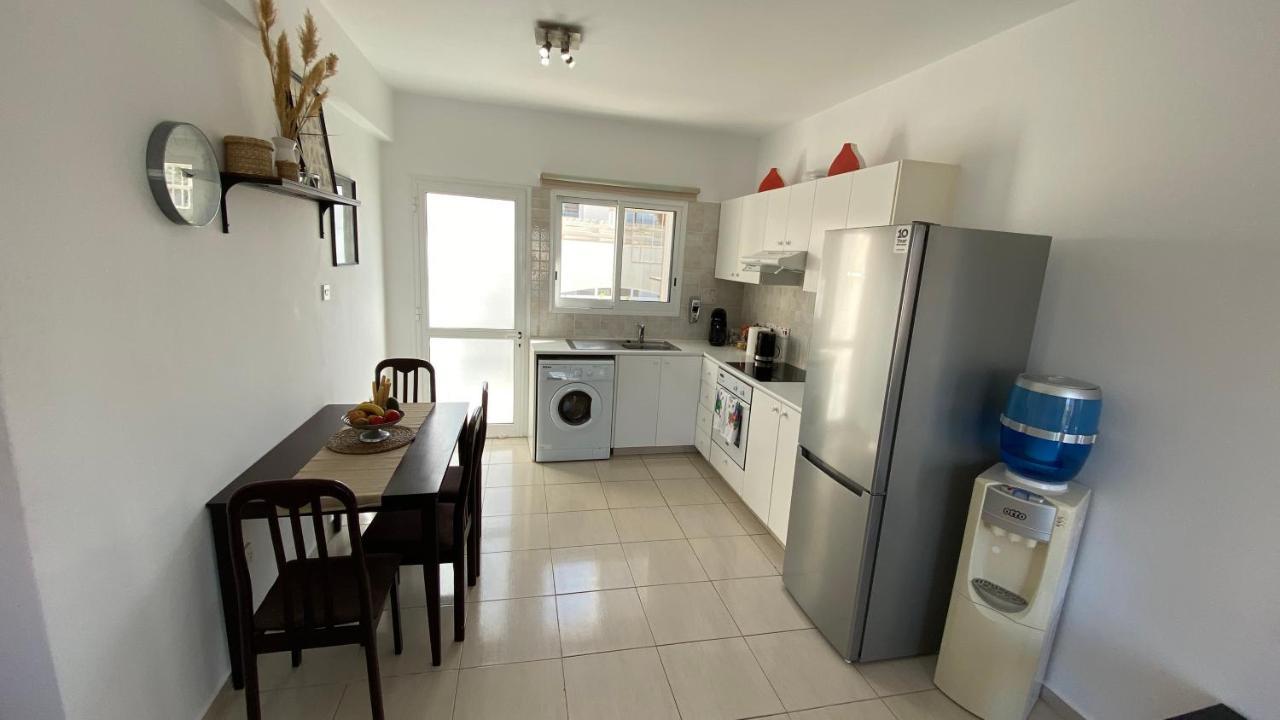 Roof Terrace & Sea View Entire Apartment Peyia Exterior photo